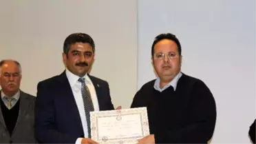 AK Parti Milletvekilleri Mazbatalarını Aldı