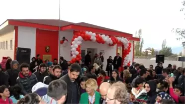 Gülben Ergen, 30'uncu Anaokulunu Doğubayazıt'ta Açtı