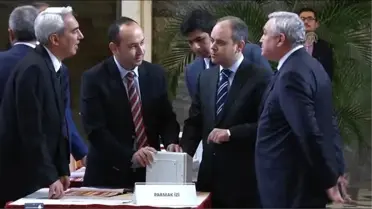 Milletvekillerinin Kayıtları Devam Ediyor
