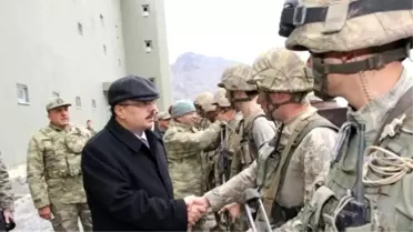Vali Canbolat Dağlıca ve Aktütün Hudut Tabur Komutanlıklarını Ziyaret Etti