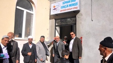 Adilcevaz'da Süphan Dağı Gençlik Merkezi Kuruldu