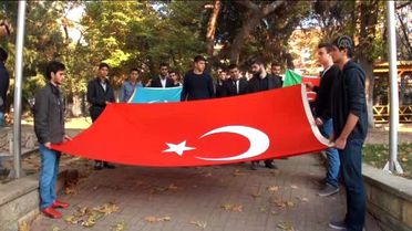 İran'da Azeri Protestoları