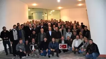 Kadro Alan Karayolları İşçileri Sevinçlerini Paylaştı