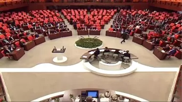 MHP İstanbul Milletvekili Ekmeleddin İhsanoğlu Yemin Etti