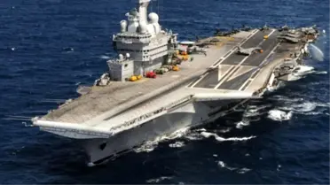 İngiltere'den Fransa'ya Savaş Gemisi Desteği