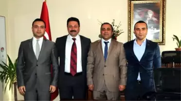 Hozat'ta Kaymakam ile Belediye Başkanı El Ele Verdi