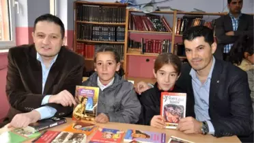 Real Konak Hotel 5 Köy'e bin kitap dağıttı