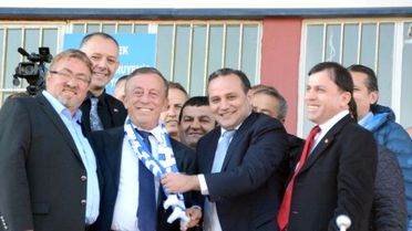 Ünlü İş Adamı Ağaoğlu'ndan Bb Erzurumspor'a Destek