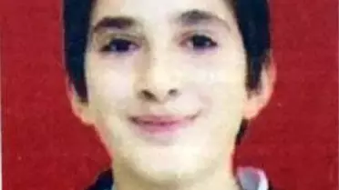 Parkta Hareketsiz Yatan Liseli, Hastanede Öldü