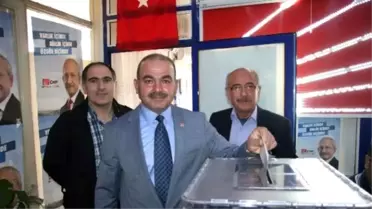 CHP Kilis Merkez İlçe Başkanlığı'na Yeniden Talat Kurt Seçildi