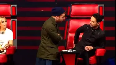 Gökhan, Murat Boz'un Üzerine Yürüdü!