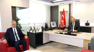 Gölmarmara'ya Hizmetler Yolda