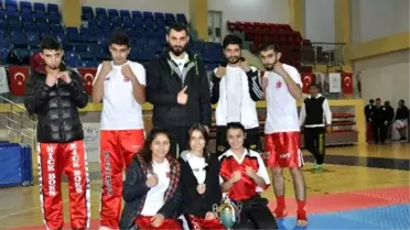 Belediyenin Kick-boksçuları Türkiye 2'ncisi Oldu