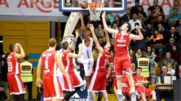 Anadolu Efes, Cedevita Zagreb'i 81-75 Yendi