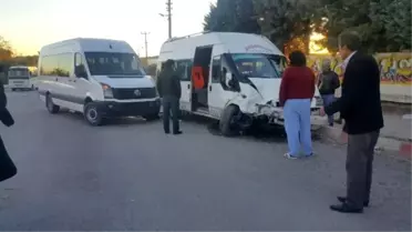 Kadirli'de Öğrenci Servisi Kaza Yaptı: 7 Yaralı
