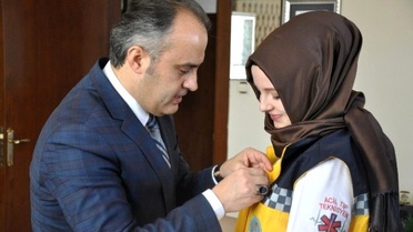 Esere Saygılı, Korsana Karşıyız' Ulusal Slogan ve Logo Yarışması Birincisine Bir Ödül de İnegöl...