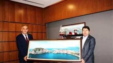 Amasra İlçe Başkanı Karabacak Milletvekili Tunç'u Ziyaret Etti