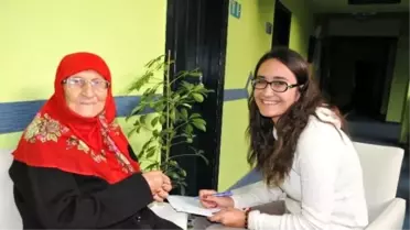Tıp Öğrencilerine Uygulamalı 'Geriatri' Dersi
