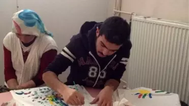 Üniversite Öğrencilerinden 'Özgür Eller' Projesi