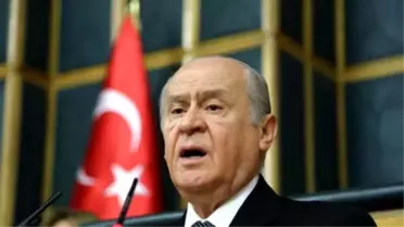Davutoğlu'na Çağrıda Bulunan Devlet Bahçeli : Cumhurbaşkanı'nın Anayasal Sınırlarında Kalmasını...