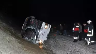 Fabrika İşçilerini Taşıyan Otobüs Devrildi: 1 Ölü, 40 Yaralı