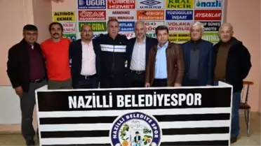 Nazilli Belediyespor'da Demirözü İmzayı Attı