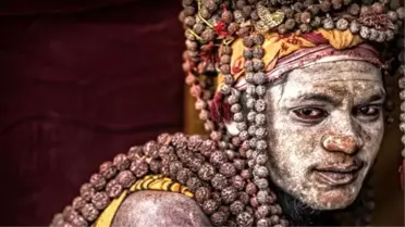 Hindistan'da Yaşayan Aghori Kabilesi Keşişleri, Ceset ve İnsan Dışkısı Yiyor