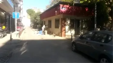 Efeler'de Mahalle Muhtarlıklarının Tabelaları Yenileniyor