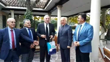 İspanya'ya İş Gezisine Katılan Kto Heyeti, Büyükelçi Önhon ile Buluştu