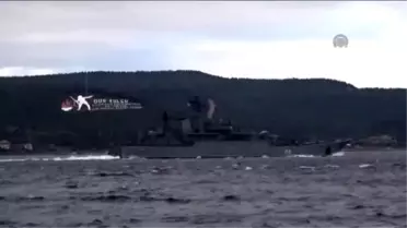 Rus Askeri Gemisi Çanakkale Boğazı'ndan Geçti