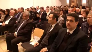 Almanya'da Irkçıların Kurbanı Türkler Anıldı....