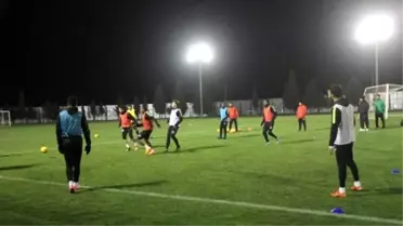 Cihat Arslan: 'Galatasaray Maçı Sert ve Gollü Geçecek'