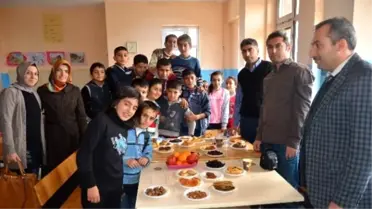 Öğrenciler Yerli Malı Haftasını Kutladı