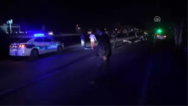 Antalya'da Kamyonet Yayalara Çarptı: 2 Ölü
