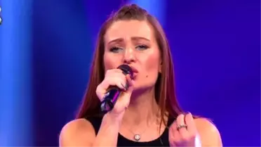 Burcu Sarıklar 'Susma'