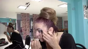 Kadın Dansçı, 'Tennure'De Erkeklere Rakip Oldu