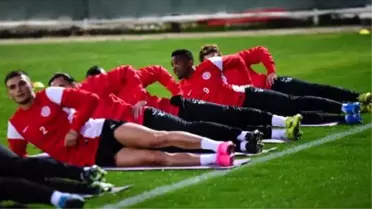 Antalyaspor'un Başına Mourinho'nun Yardımcısı Geliyor (2)