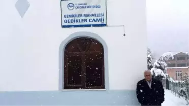 Kadir Topbaş'tan Gemiciler Camisi'ne Halı Yardımı