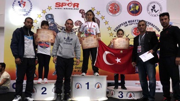 Küçük Kız Kardeşler Avrupa Gururumuz Oldu