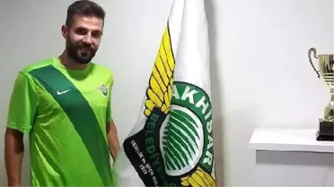 Akhisar Belediyespor Kenan'la 2.5 Yıllık Sözleşme İmzaladı