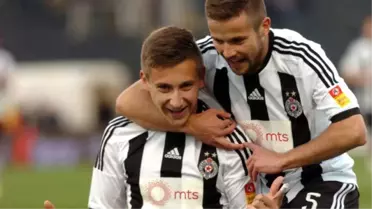 Fenerbahçe, Zivkovic ve Saponjic İçin Beklemede