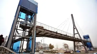Büyükşehir'den Yeni Yaya Üst Geçitleri