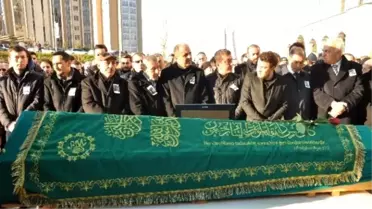 Ünlü İşadamı Rafet Özsoy Son Yolcuğuna Uğurlandı