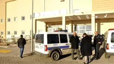 Futbolcular Hakeme Saldırdı