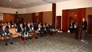 Atatürk Üniversitesi'nde Manyetik Rezonans-pozitron Emisyon Tomografisi Sempozyumu