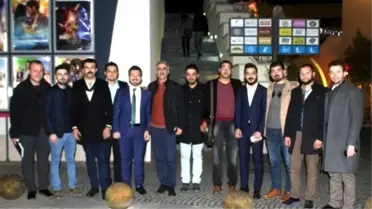 Ak Gençler, Çocuk Evi Sakinlerini Sinemaya Götürdü