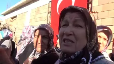 Hatay Şehit Polis Mehmet Şenol Çiftçi ile 4 Yaşındaki Kızı Mevlüde İrem Çiftçi Son Yolculuğuna...