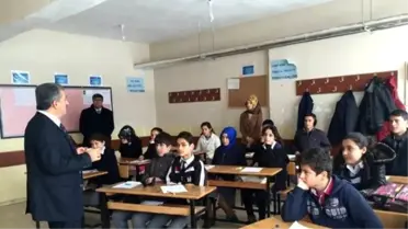 Muş'ta 4 Bin 330 Öğrenci Açık Öğretim Sınavına Girdi