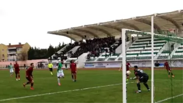 Kırklarelispor-Bandırmaspor: 2-2