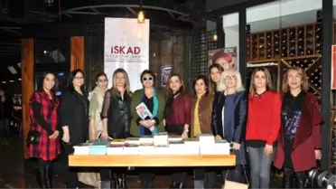 Buket Uzuner İşkad'ın Konuğu Oldu